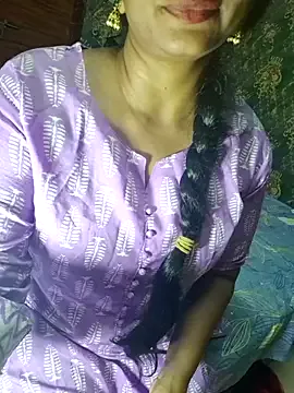 Runarunapi – webcam model profile photo Image 17