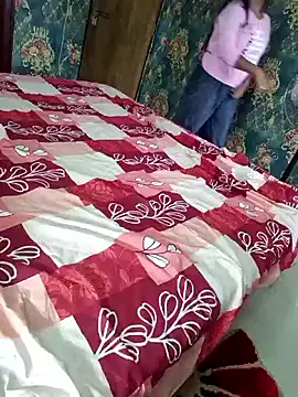 Runarunapi – webcam model profile photo Image 7