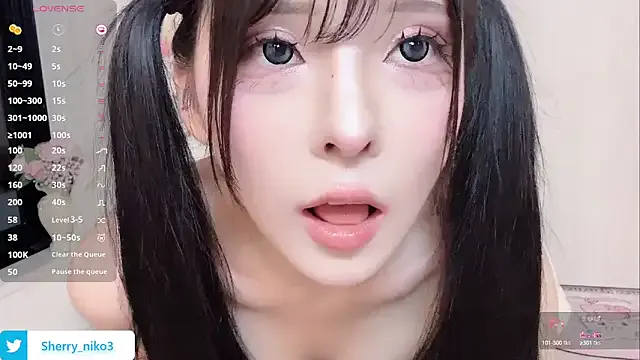 aviebby – webcam model profile photo Image 13