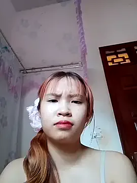 mon1_day – webcam model profile photo Image 2