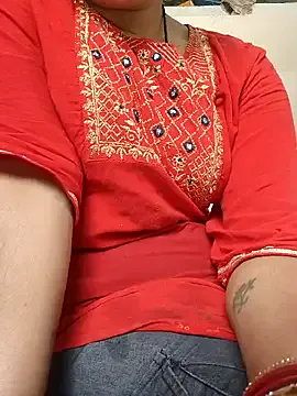 _gummies15 – webcam model profile photo Image 4