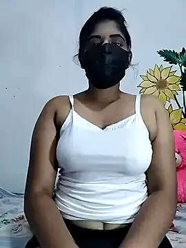 valerieh – webcam model profile photo Image 2
