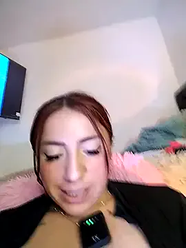 CaseyCumFace – webcam model profile photo Image 12