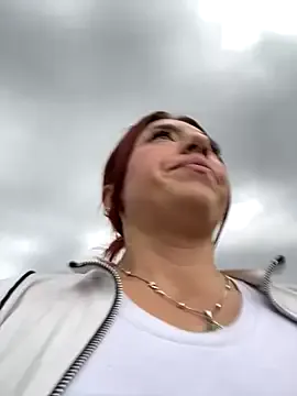 CaseyCumFace – webcam model profile photo Image 16