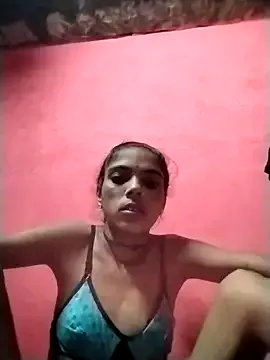 Runarunapi – webcam model profile photo Image 4