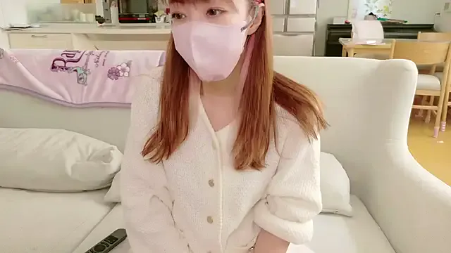 Yui-Ch – webcam model profile photo Image 8