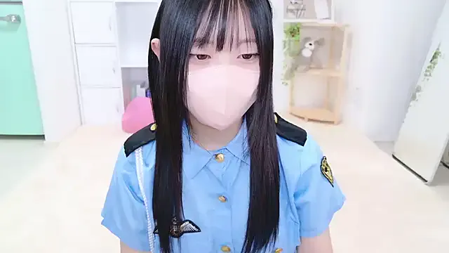 LilyBerryy – webcam model profile photo Image 3