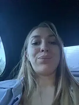 mollyflwers – webcam model profile photo Image 3