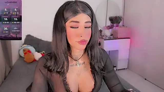 Runarunapi – webcam model profile photo Image 12