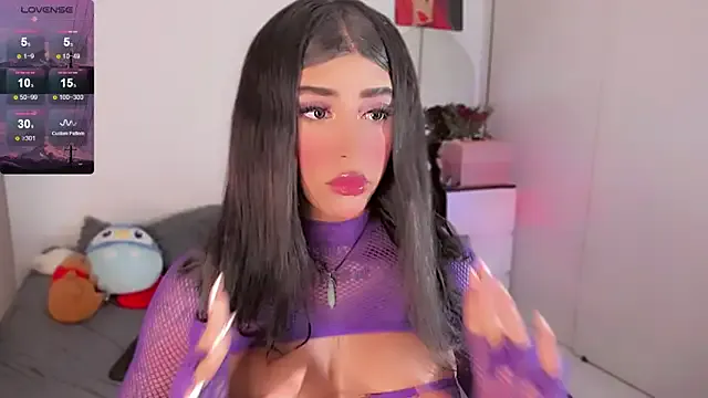 Runarunapi – webcam model profile photo Image 13