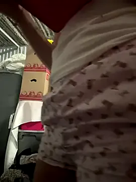 mon1_day – webcam model profile photo Image 2