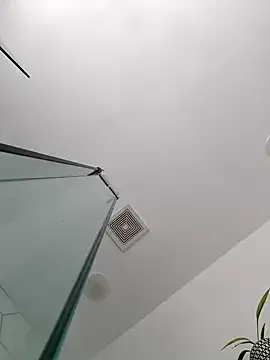 mon1_day – webcam model profile photo Image 9