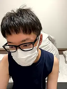 Yui-Ch – webcam model profile photo Image 11