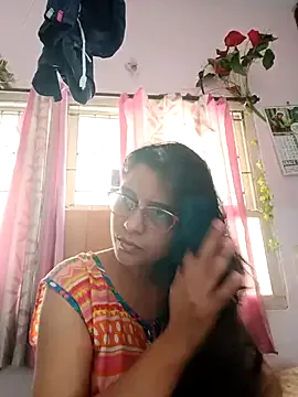 Cute-Simmi69 – webcam model profile photo Image 7
