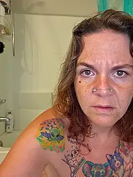 onlykira – webcam model profile photo Image 19