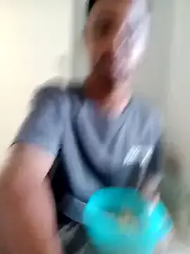 joel28665 – webcam model profile photo Image 2