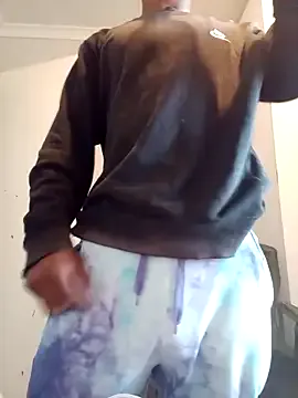 joel28665 – webcam model profile photo Image 4