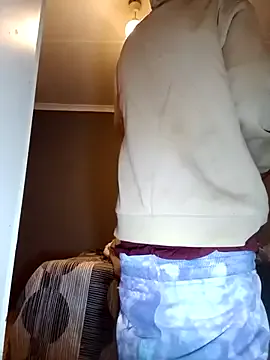 joel28665 – webcam model profile photo Image 8