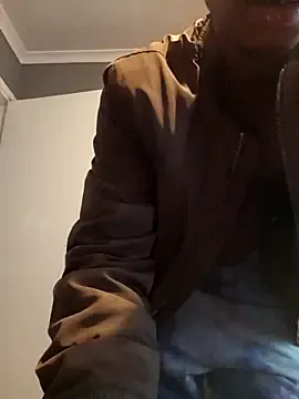 joel28665 – webcam model profile photo Image 9