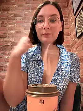 clarachanelricek – webcam model profile photo Image 19