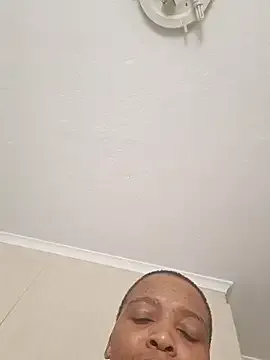 Runarunapi – webcam model profile photo Image 17