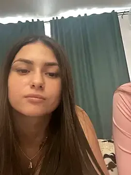 Runarunapi – webcam model profile photo Image 5