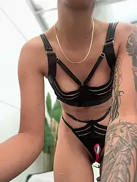 antonelaswete02 – webcam model profile photo Image 5