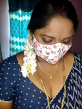 monika_reed1 live broadcast Image 3