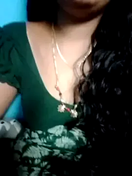 valerieh – webcam model profile photo Image 4
