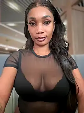 kriss0leoo – webcam model profile photo Image 6