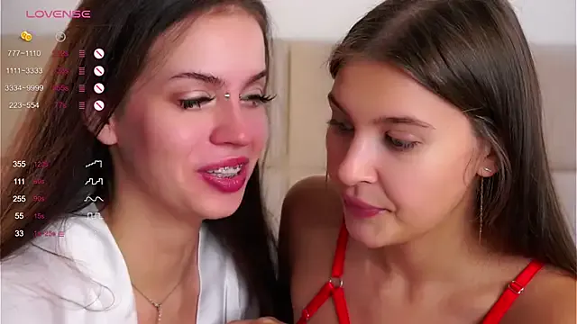 Runarunapi – webcam model profile photo Image 13