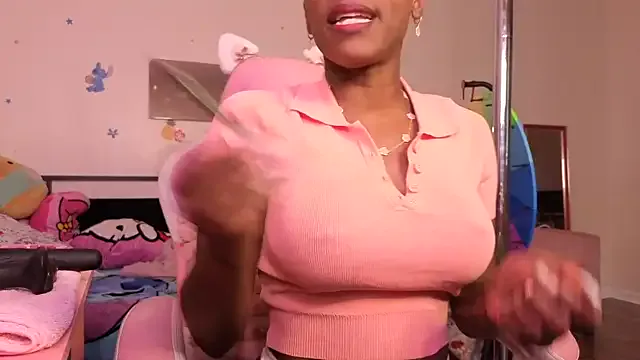 AiBanana – webcam model profile photo Image 12