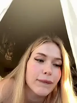 Vladamais – webcam model profile photo Image 19