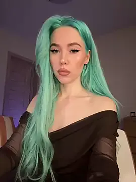 emyii – webcam model profile photo Image 9