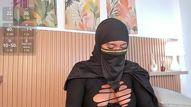 Runarunapi – webcam model profile photo Image 15