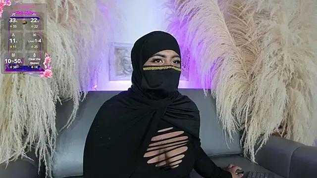 Runarunapi – webcam model profile photo Image 9