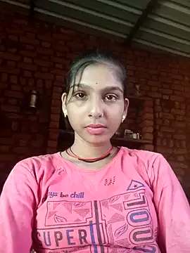 camille-w – webcam model profile photo Image 2