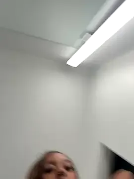 plump_bums live broadcast Image 19