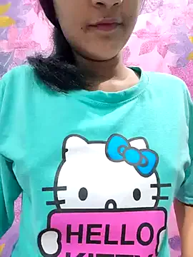 helenamoeller – webcam model profile photo Image 5