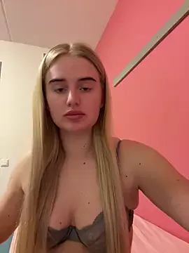 _meganmeow_ – webcam model profile photo Image 5