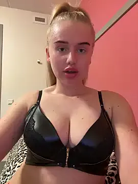_meganmeow_ – webcam model profile photo Image 6