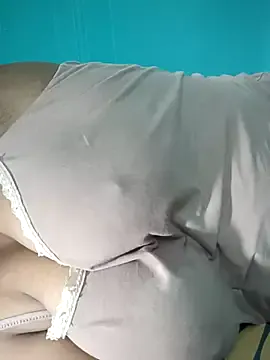 Runarunapi – webcam model profile photo Image 14