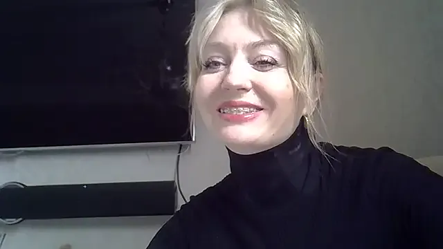 NoraJohnson6 – webcam model profile photo Image 3